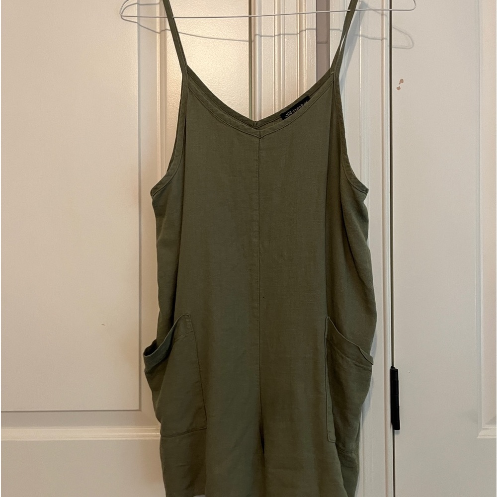 Green romper